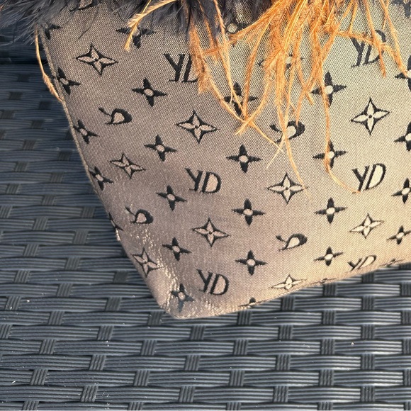 Brown and Black Feathered Bag - Picture 3 of 6